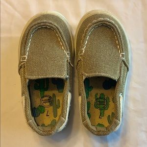 Toddler boy canvas loafers